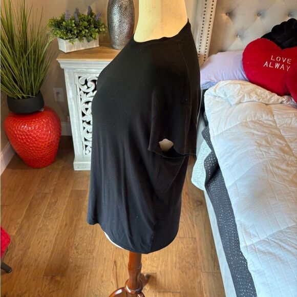 American Eagle Outfitters Black soft and sexy Fitted Short Sleeve T-Shirt - Picture 2 of 5